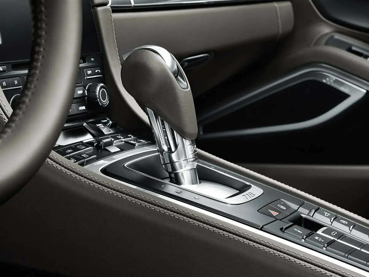 Porsche Boxster IV 718 (982) Родстер — фото 11
