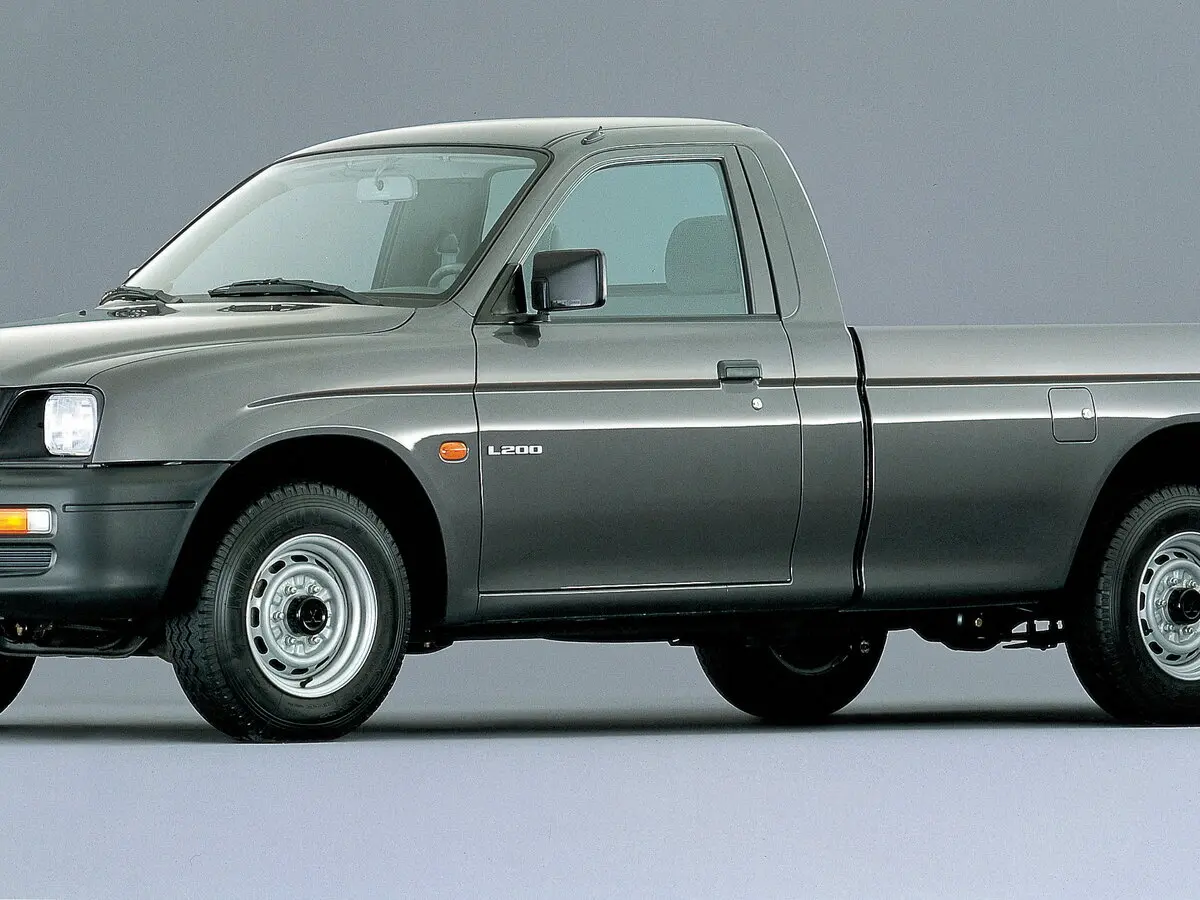 Mitsubishi L200 III Пикап Одинарная кабина — photo 2