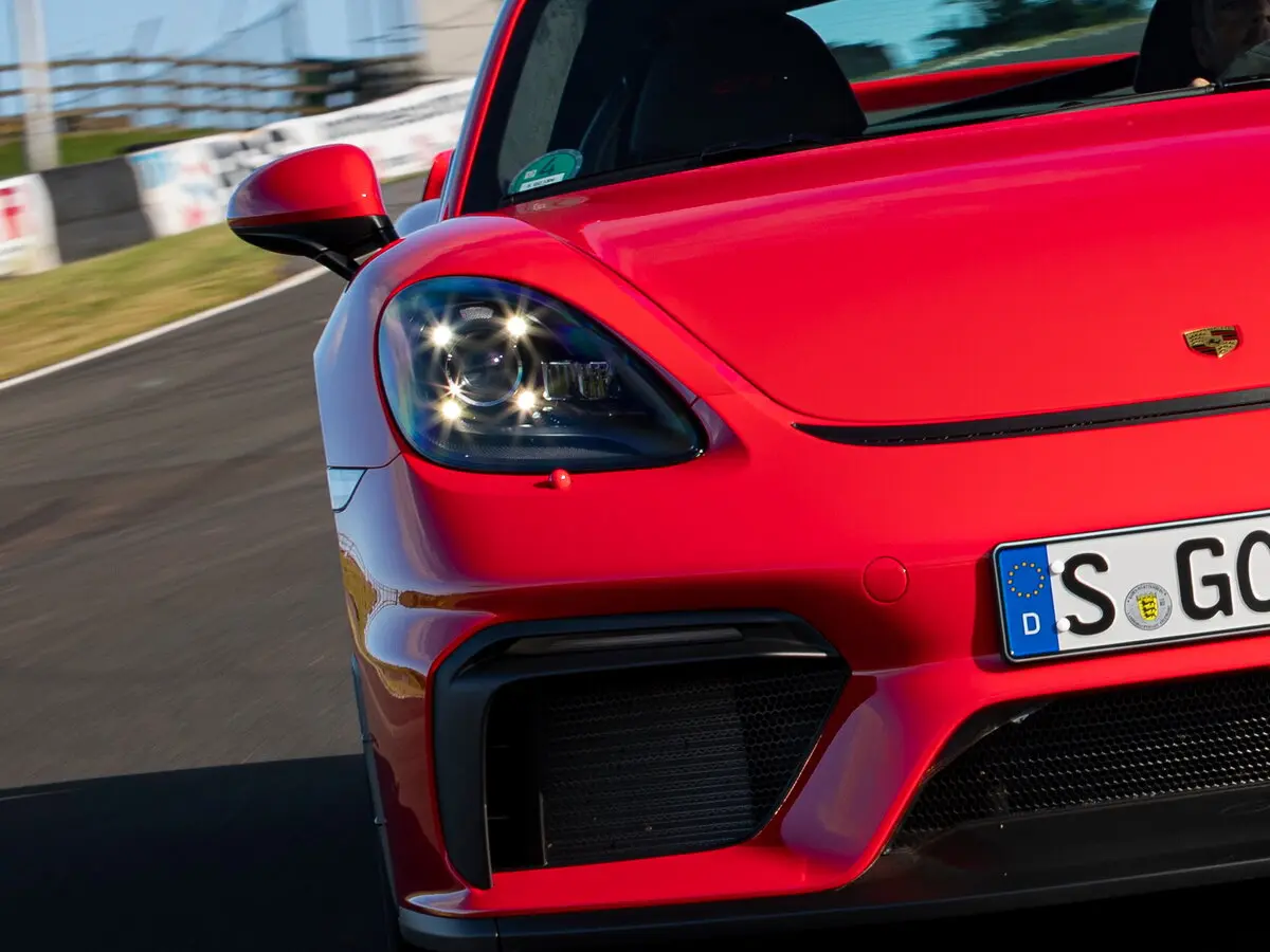 Porsche Cayman GT4 II 718 (982) Купе — сүрөт 12
