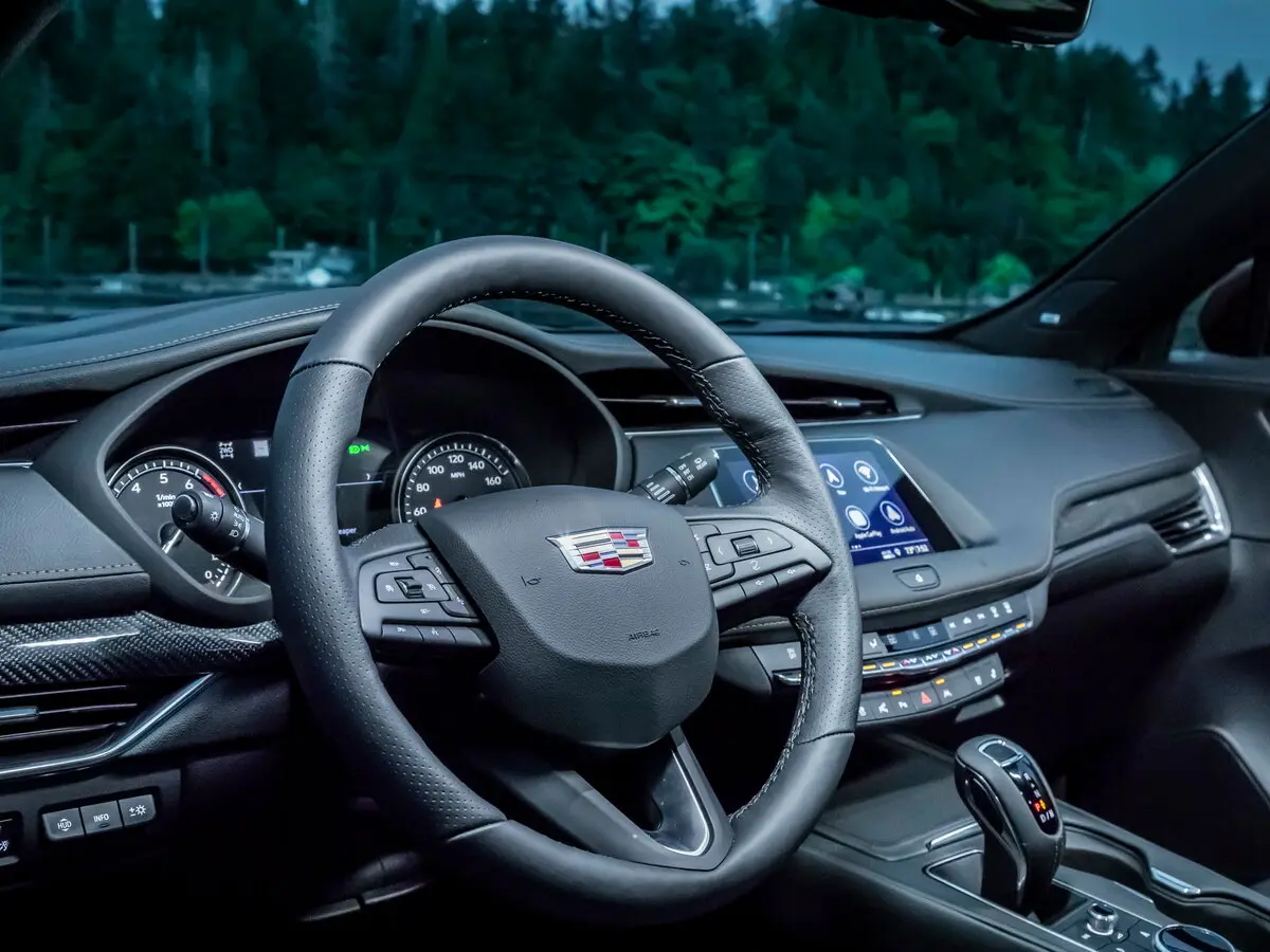 Cadillac XT4 I Внедорожник 5 дв. — сүрөт 8