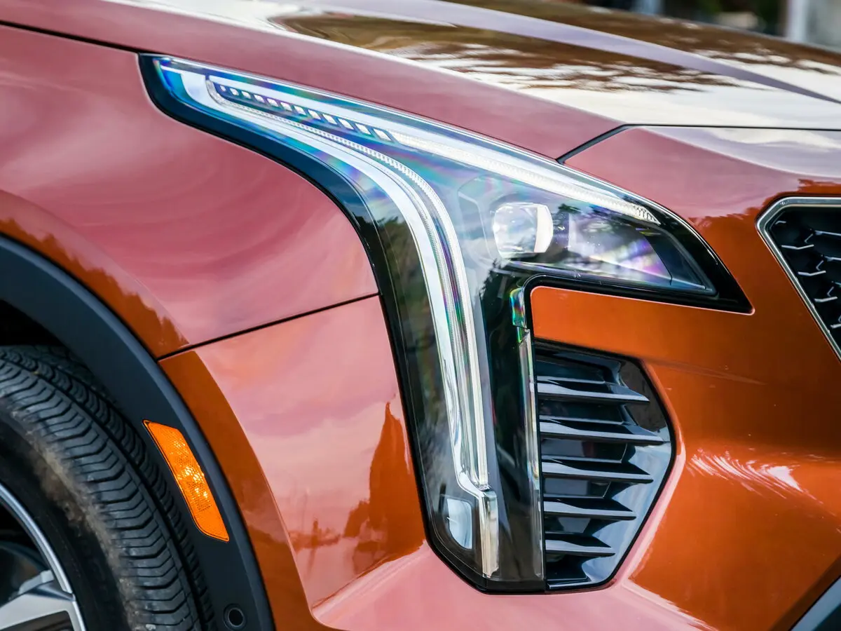 Cadillac XT4 I Внедорожник 5 дв. — сүрөт 15
