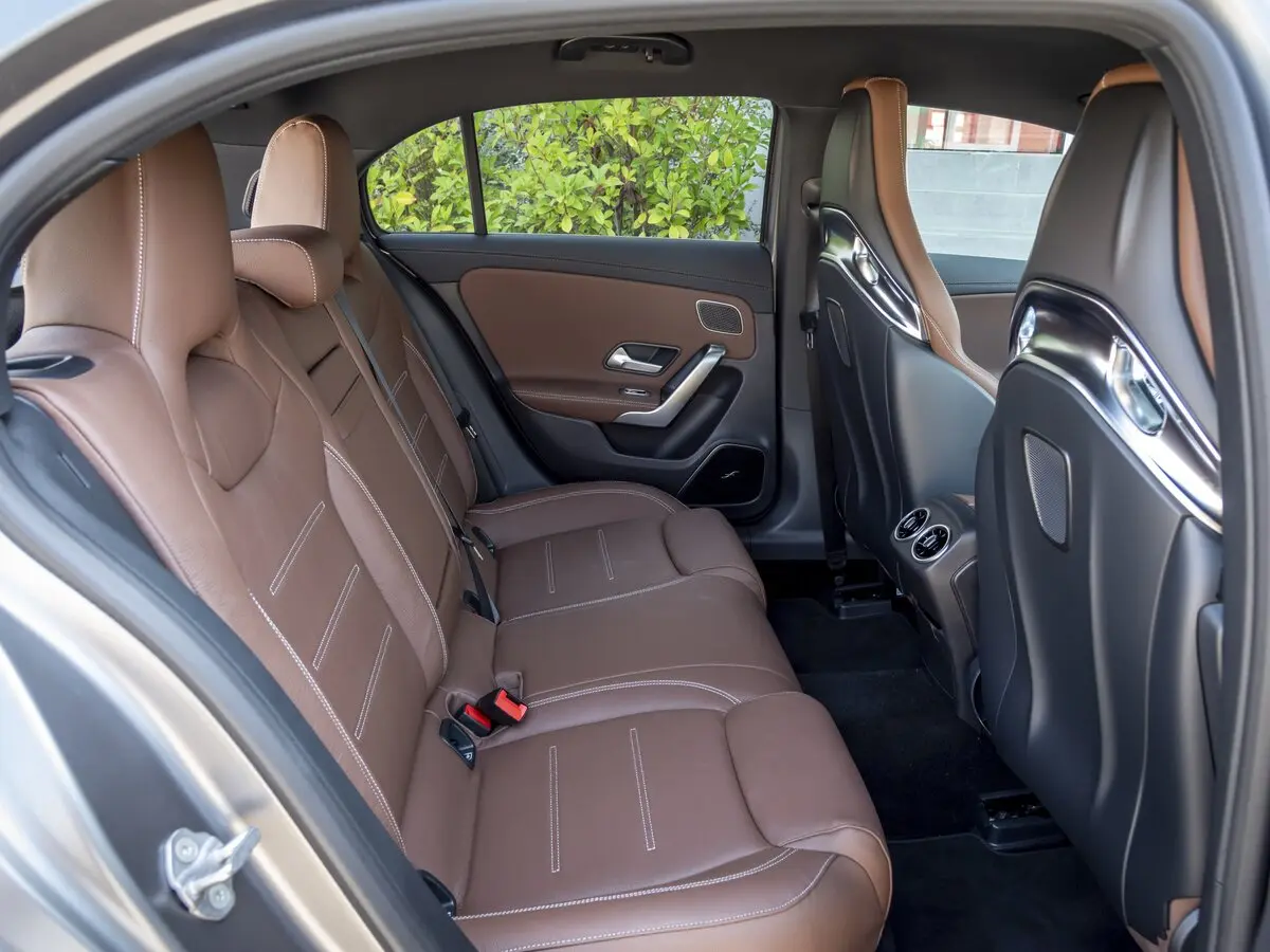 Mercedes-Benz A-Класс AMG II (W177) Хэтчбек 5 дв. — сүрөт 10