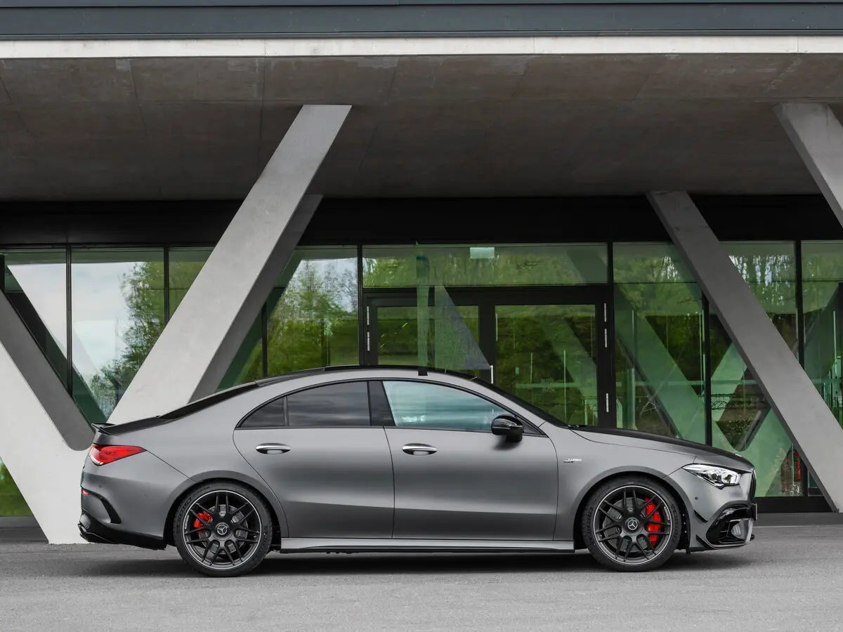 Mercedes-Benz CLA AMG II (C118, X118) Седан — 照片 2