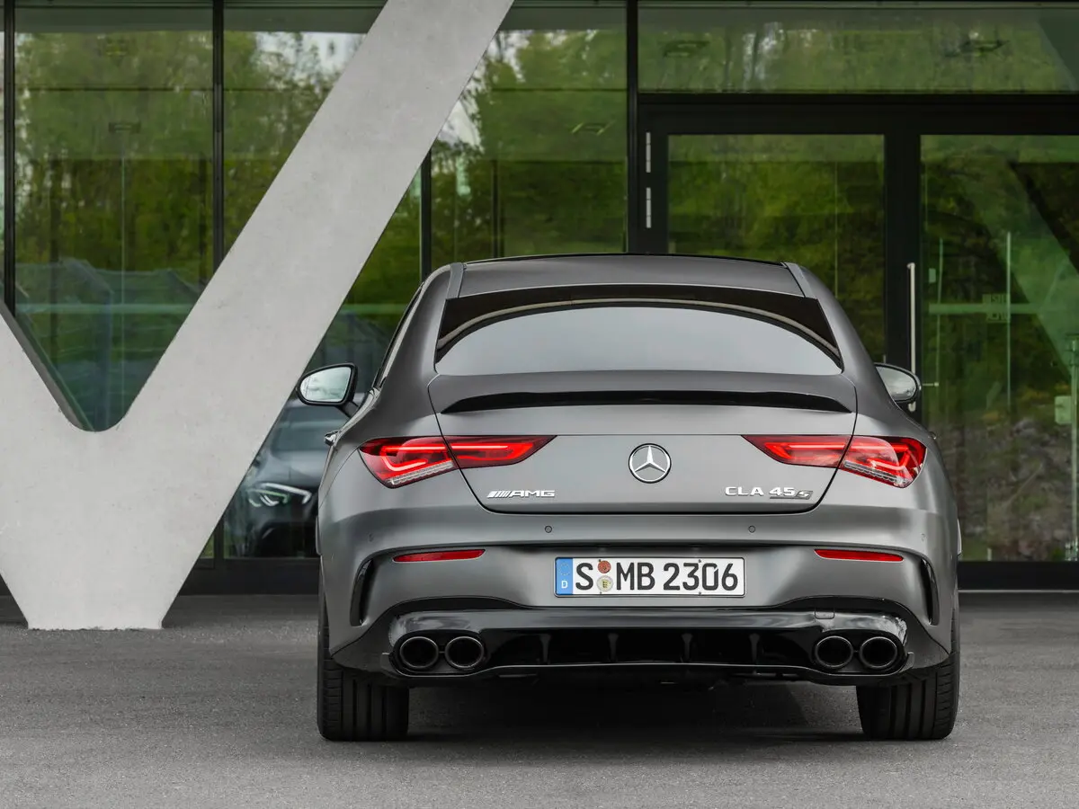 Mercedes-Benz CLA AMG II (C118, X118) Седан — 照片 4