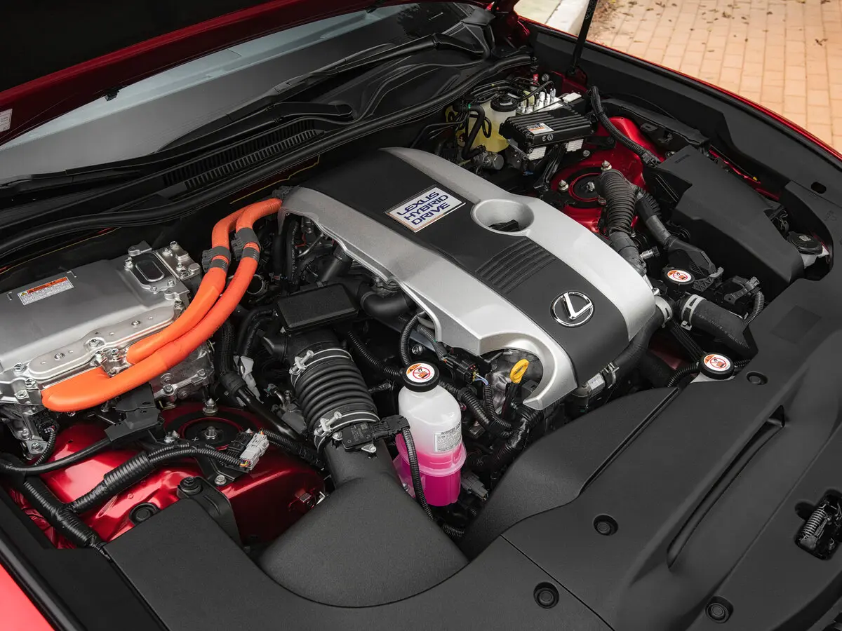 Lexus RC I Рестайлинг Купе — сүрөт 17