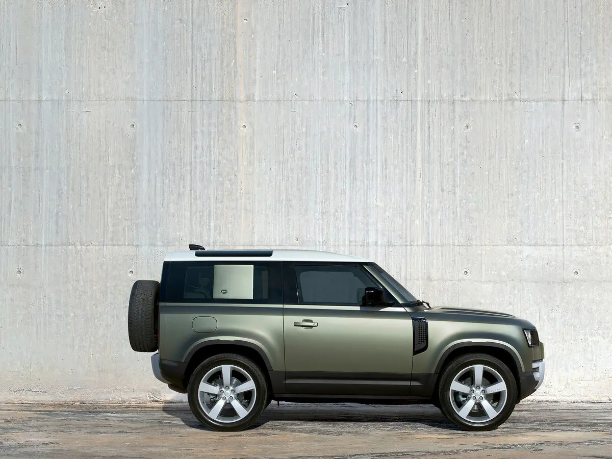 Land Rover Defender II Внедорожник 3 дв. 90 — сүрөт 2