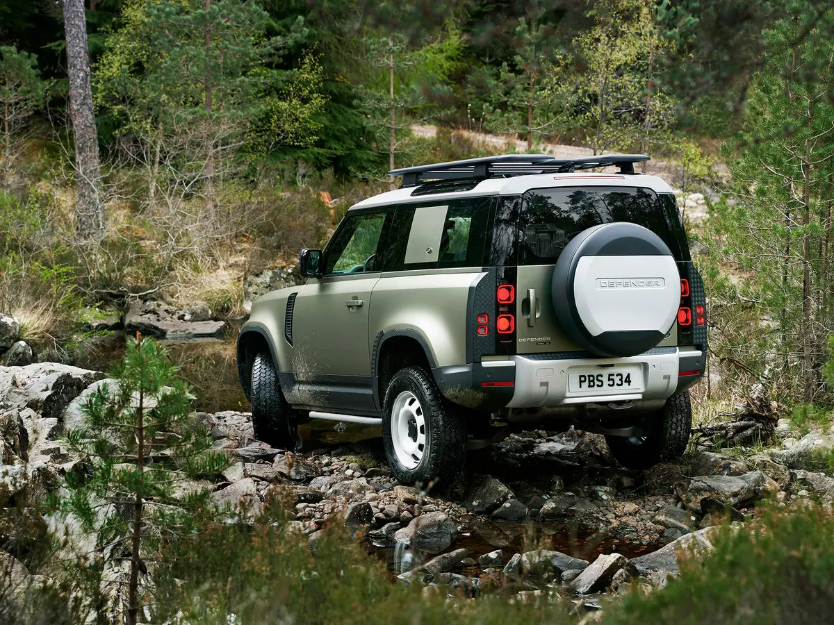 Land Rover Defender II Внедорожник 3 дв. 90 — сүрөт 5