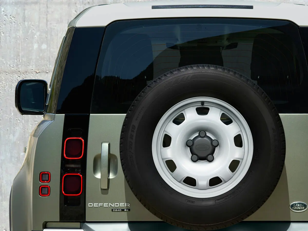 Land Rover Defender II Внедорожник 3 дв. 90 — сүрөт 15