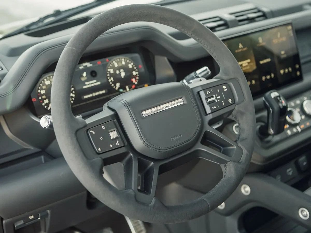 Land Rover Defender II Внедорожник 5 дв. 110 — сүрөт 23