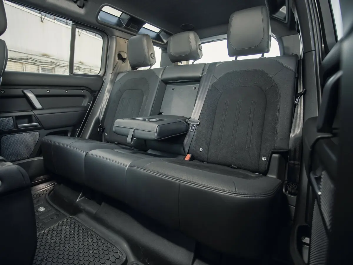 Land Rover Defender II Внедорожник 5 дв. 110 — сүрөт 25