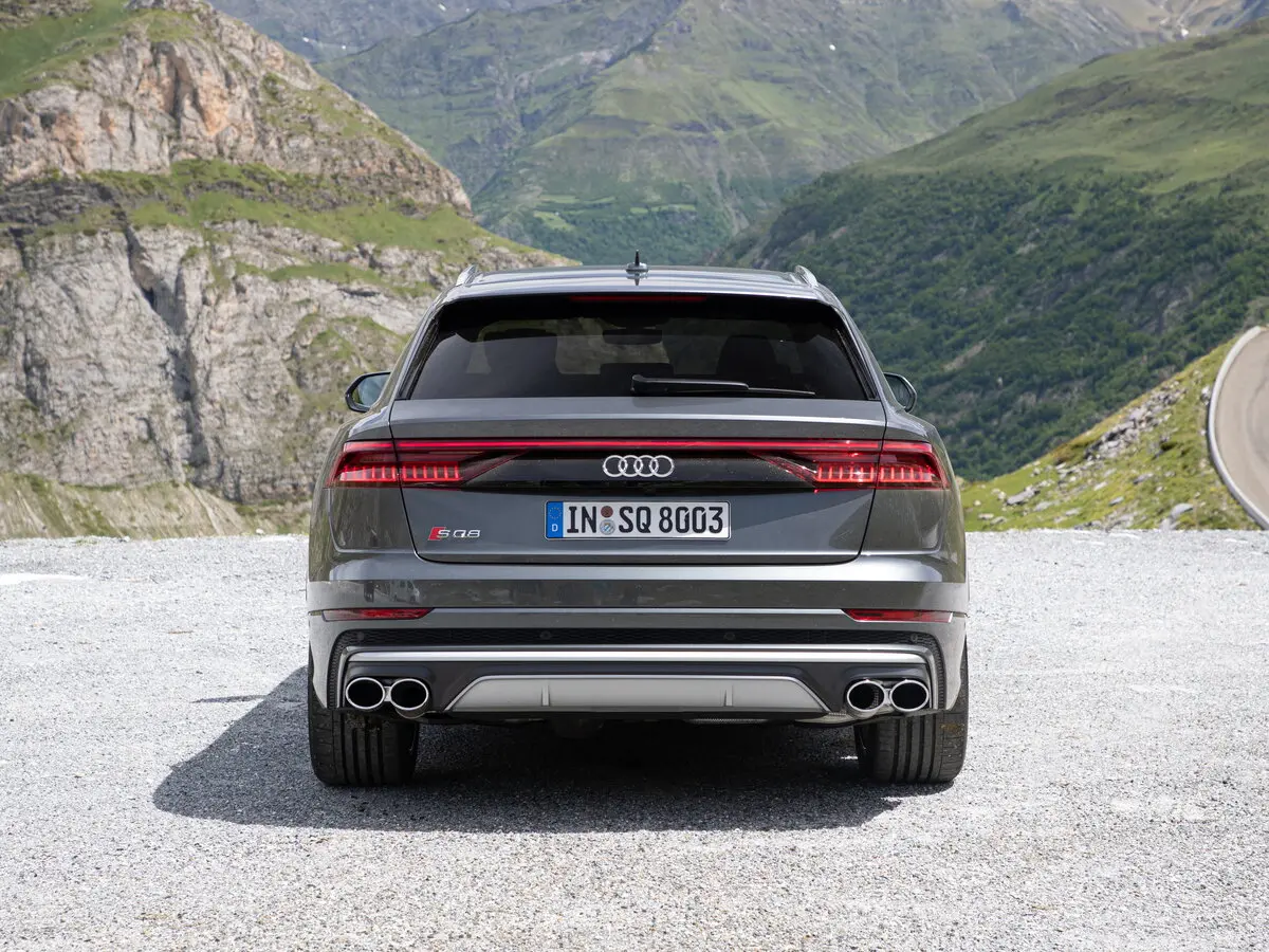 Audi SQ8 I (4M) Внедорожник 5 дв. — сүрөт 4