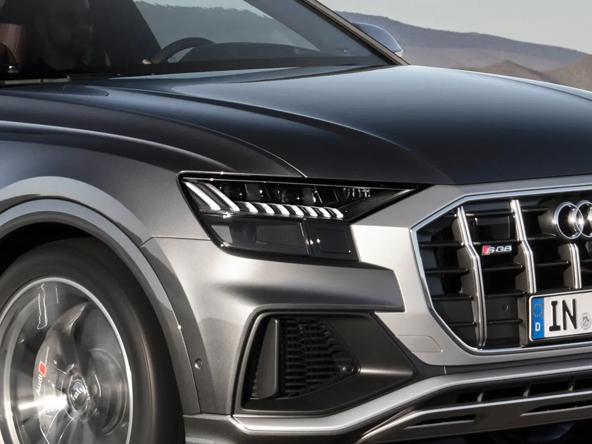 Audi SQ8 I (4M) Внедорожник 5 дв. — сүрөт 15