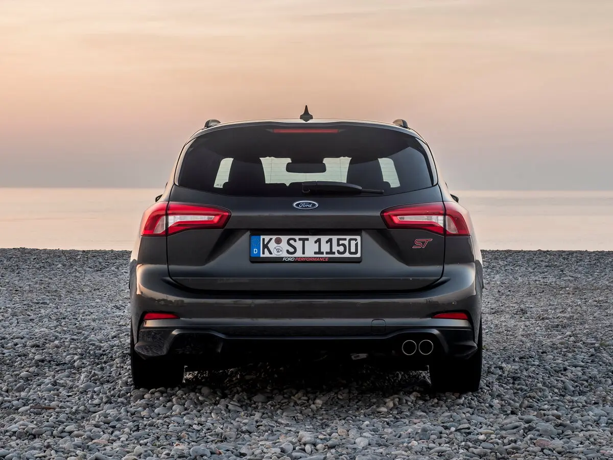 Ford Focus ST IV Универсал 5 дв. — сүрөт 4