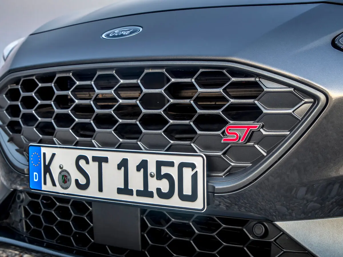Ford Focus ST IV Универсал 5 дв. — сүрөт 16