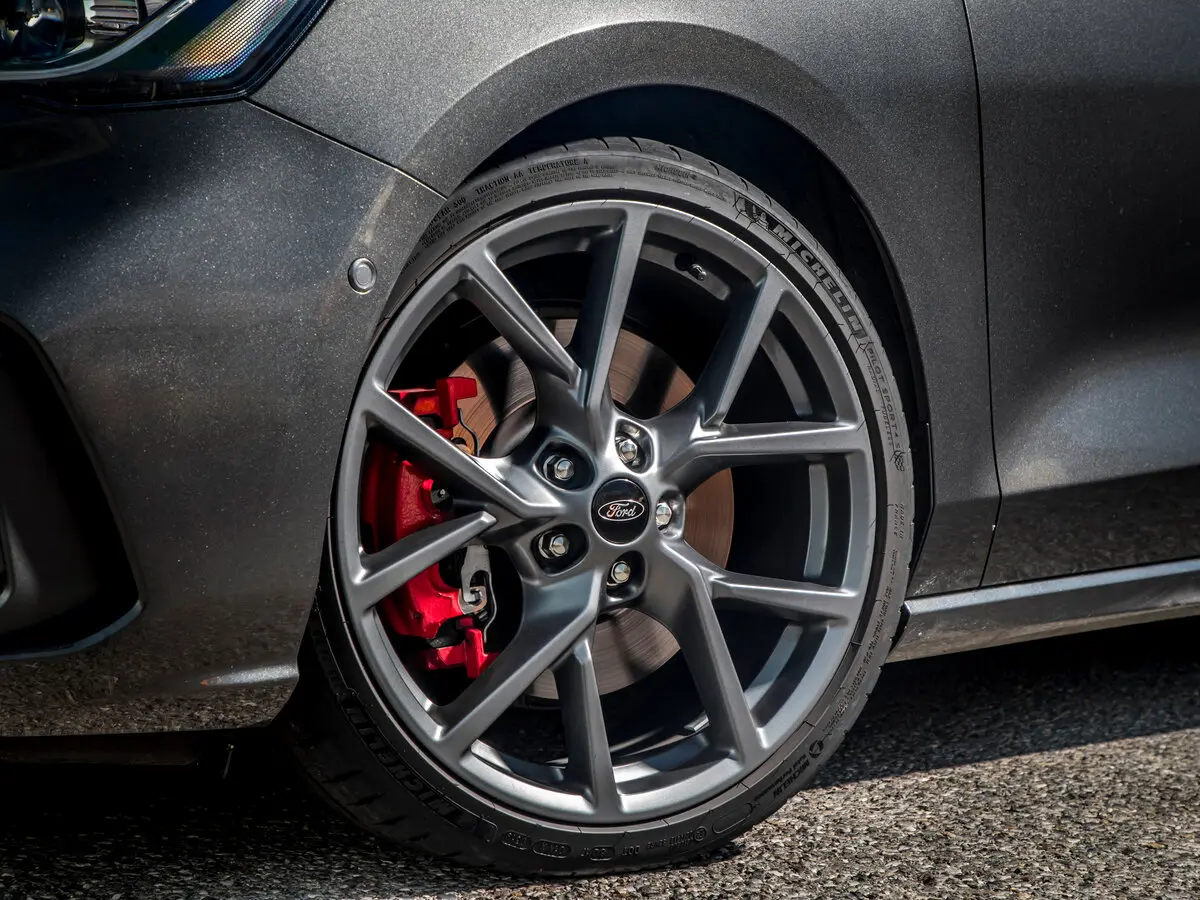 Ford Focus ST IV Универсал 5 дв. — сүрөт 17