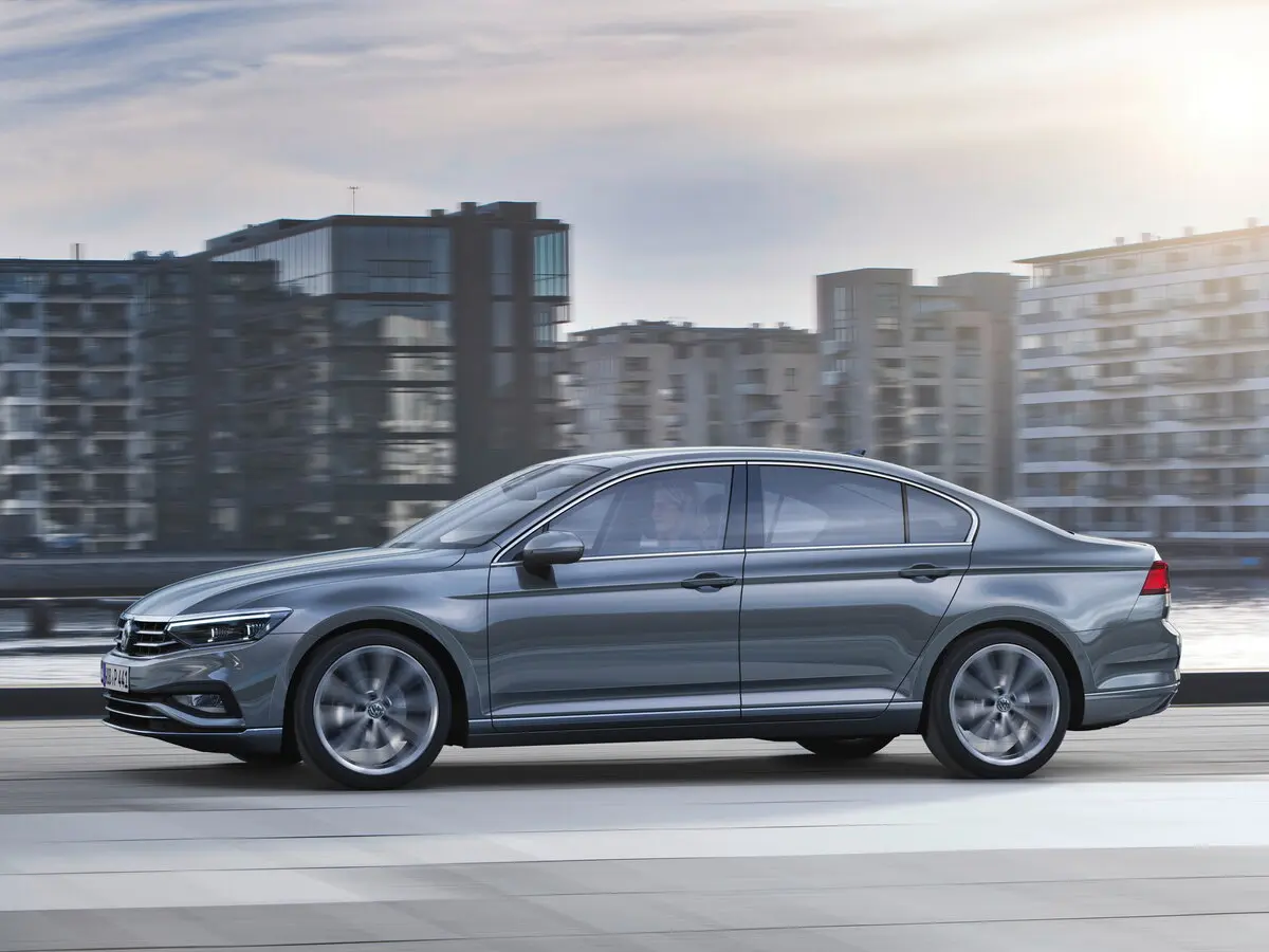 Volkswagen Passat B8 Рестайлинг Седан — фото 2