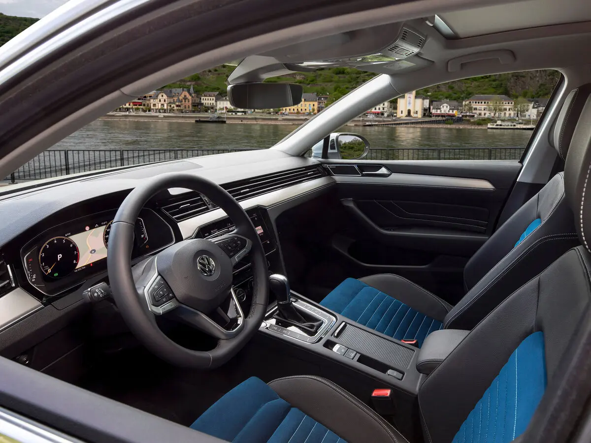 Volkswagen Passat B8 Рестайлинг Седан — фото 8