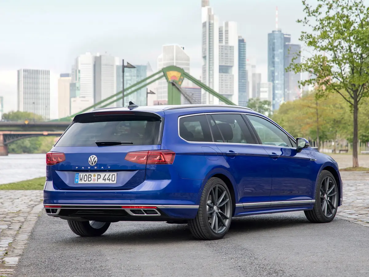 Volkswagen Passat B8 Рестайлинг Универсал 5 дв. — фото 5