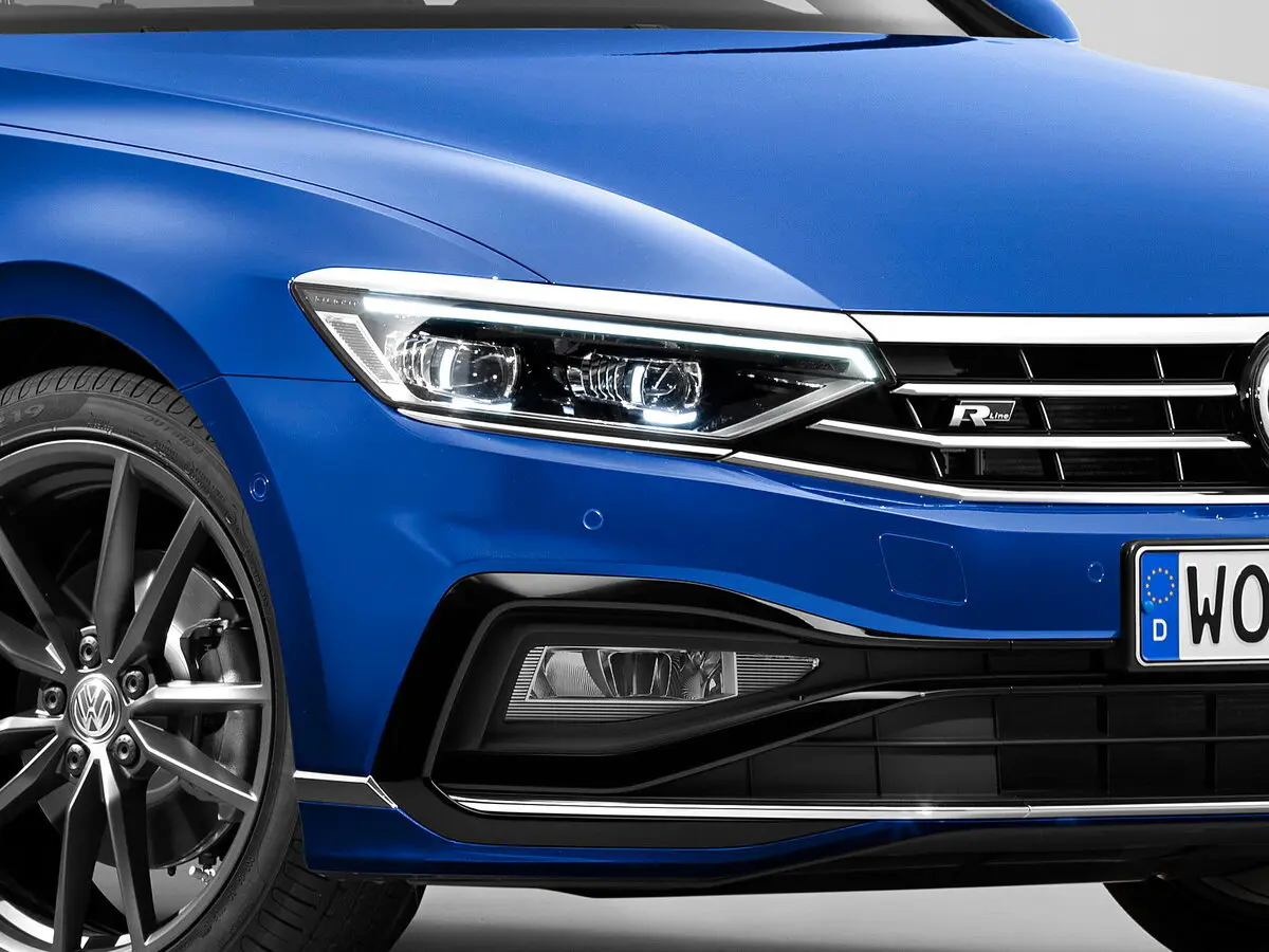Volkswagen Passat B8 Рестайлинг Универсал 5 дв. — фото 14