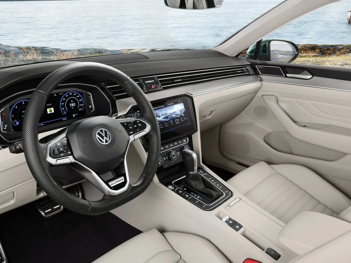 Volkswagen Passat B8 Рестайлинг Универсал 5 дв. Alltrack — фото 8