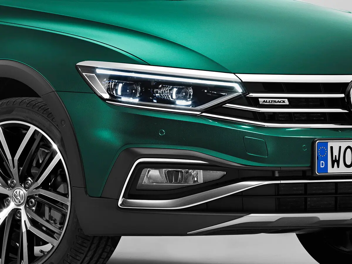 Volkswagen Passat B8 Рестайлинг Универсал 5 дв. Alltrack — фото 13
