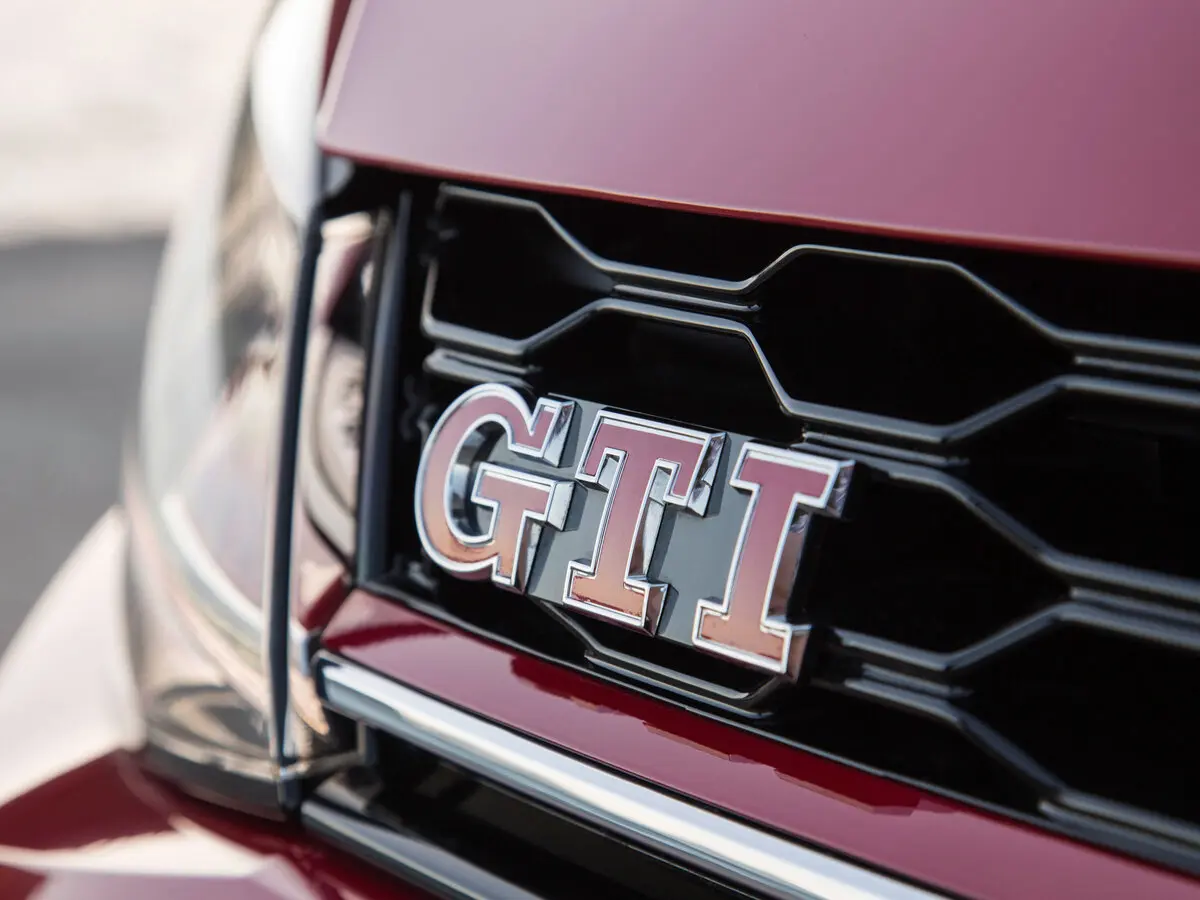 Volkswagen Golf GTI VII Рестайлинг Хэтчбек 5 дв. — сүрөт 14