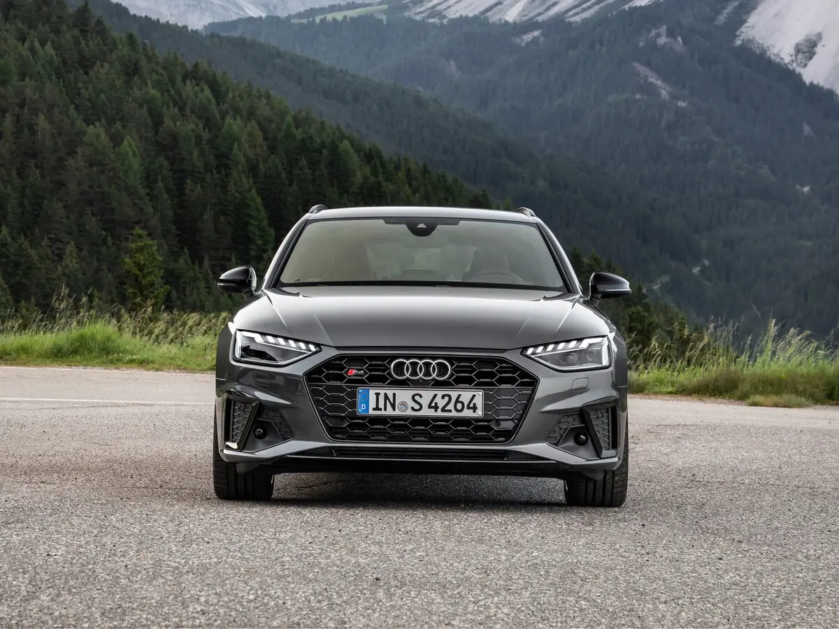 Audi S4 V (B9) Рестайлинг Универсал 5 дв. — сүрөт 3