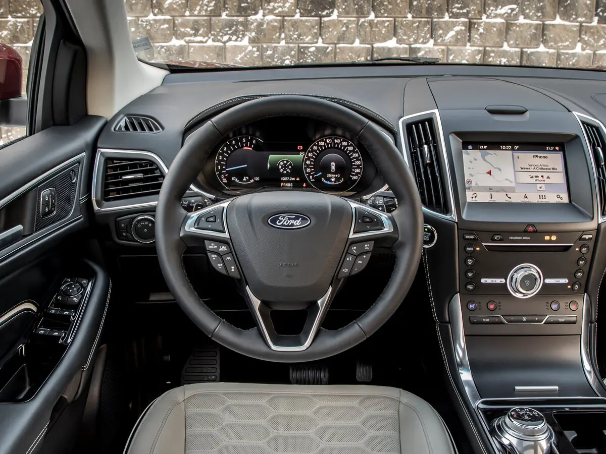 Ford Edge II Рестайлинг Внедорожник 5 дв. — photo 8