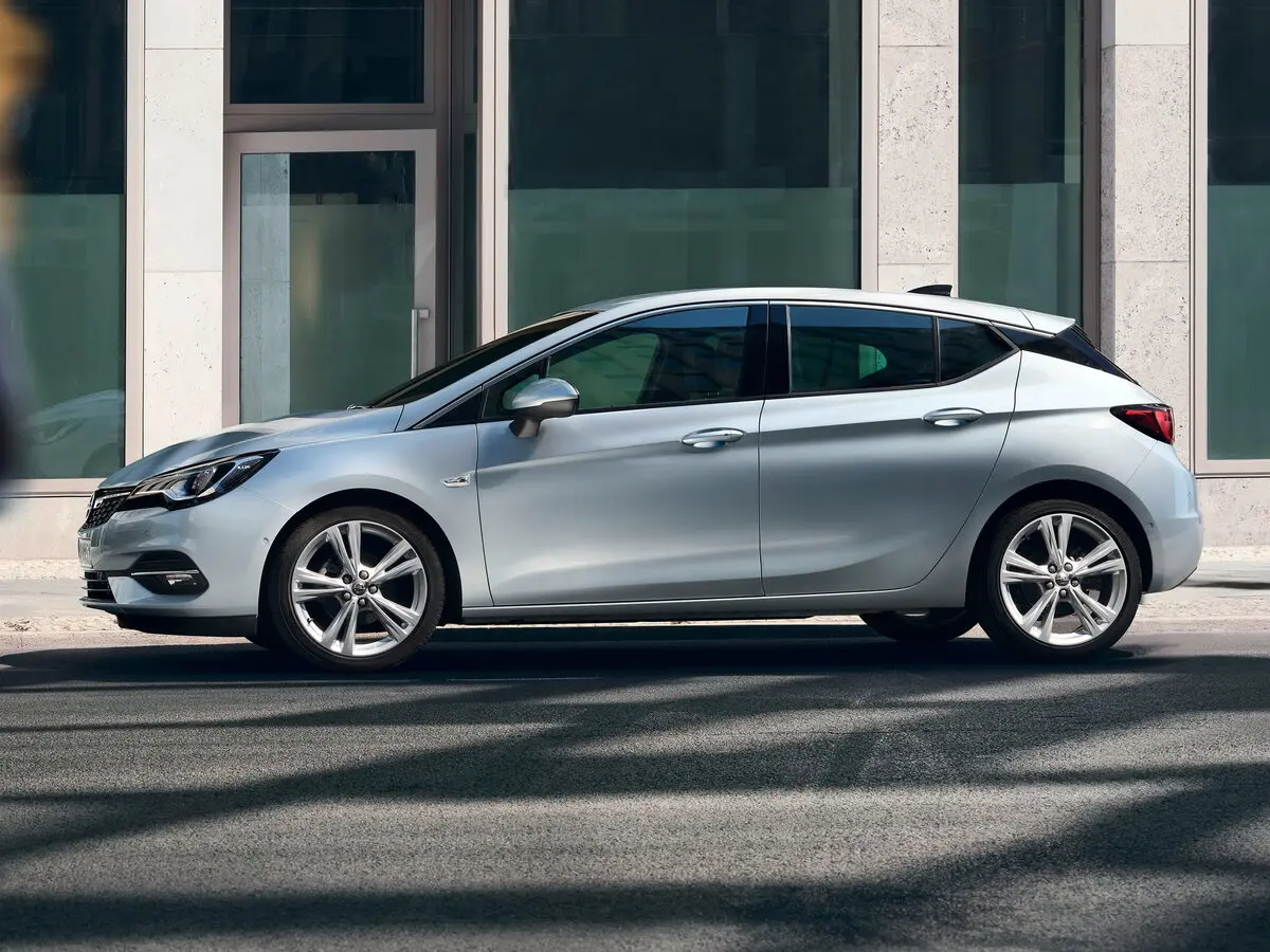 Opel Astra K Рестайлинг Хэтчбек 5 дв. — фото 2