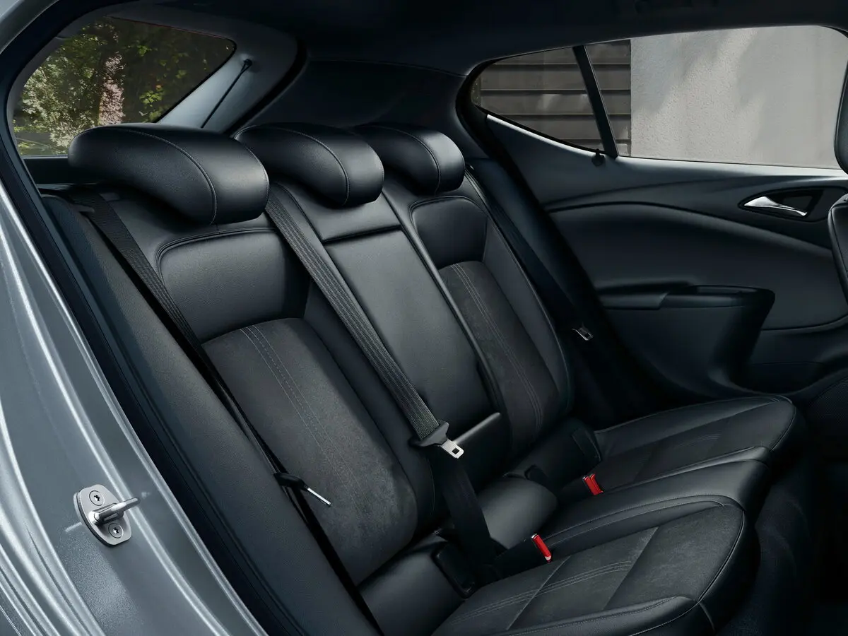 Opel Astra K Рестайлинг Хэтчбек 5 дв. — фото 10