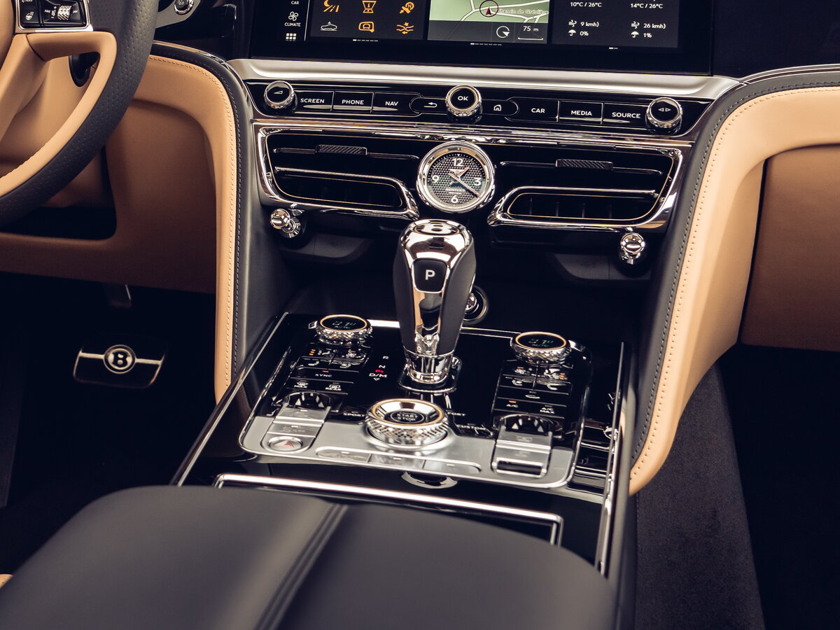 Bentley Flying Spur III Седан — фото 13