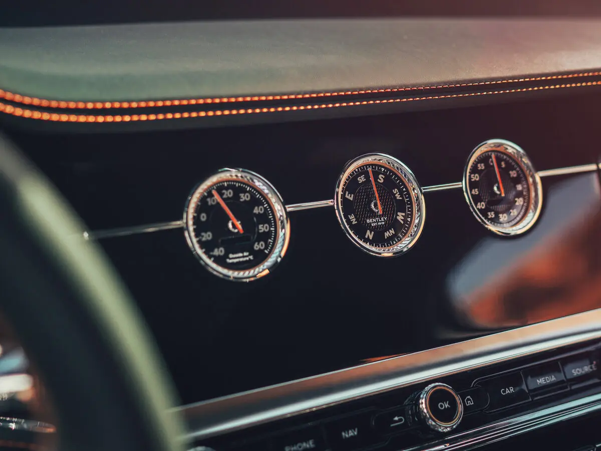 Bentley Flying Spur III Седан — сүрөт 16