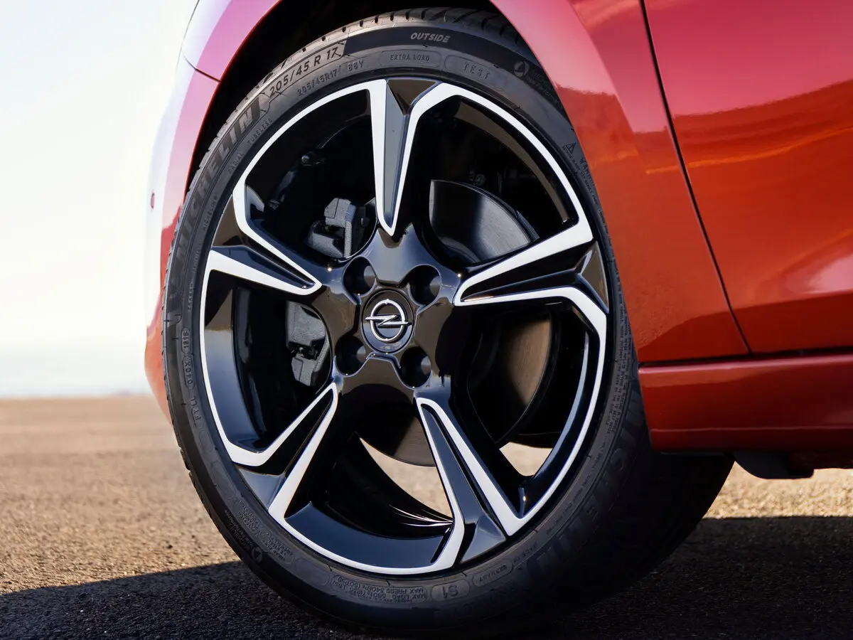 Opel Corsa F Хэтчбек 5 дв. — 照片 13