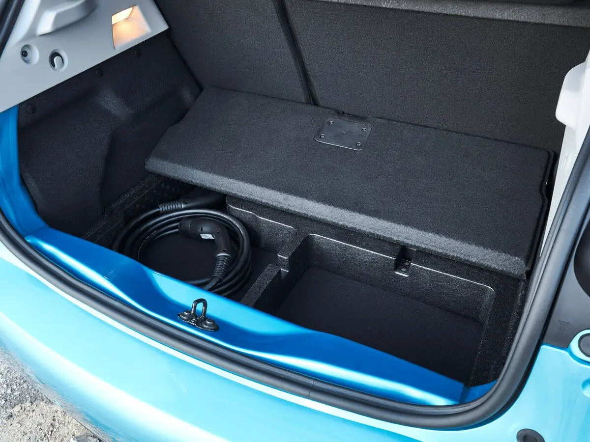 Renault ZOE I Рестайлинг Хэтчбек 5 дв. — сүрөт 11
