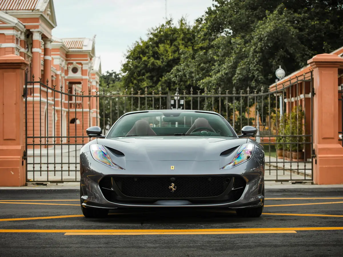 Ferrari 812 2017 – 2024 Родстер GTS — сүрөт 3