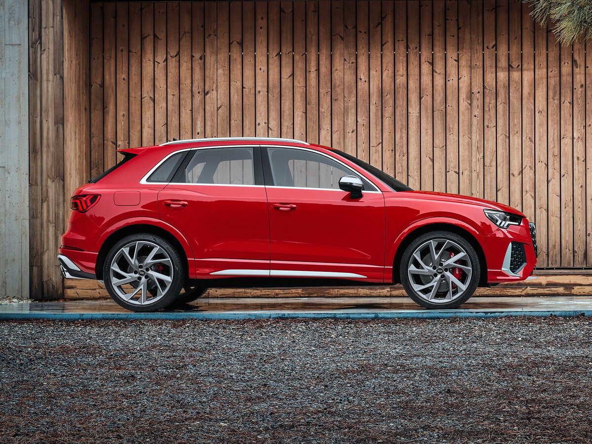 Audi RS Q3 II (F3) Внедорожник 5 дв. — фото 2