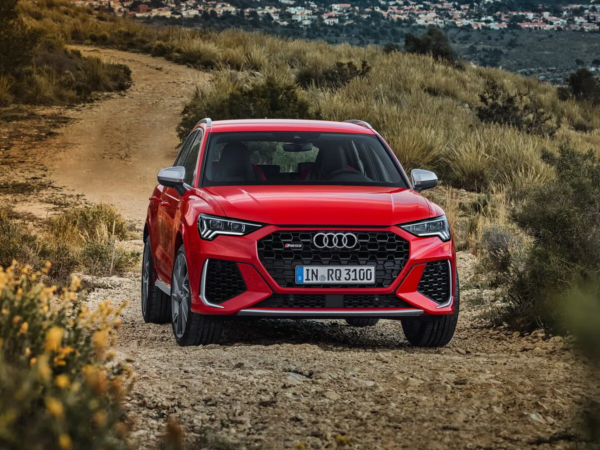 Audi RS Q3 II (F3) Внедорожник 5 дв. — photo 3