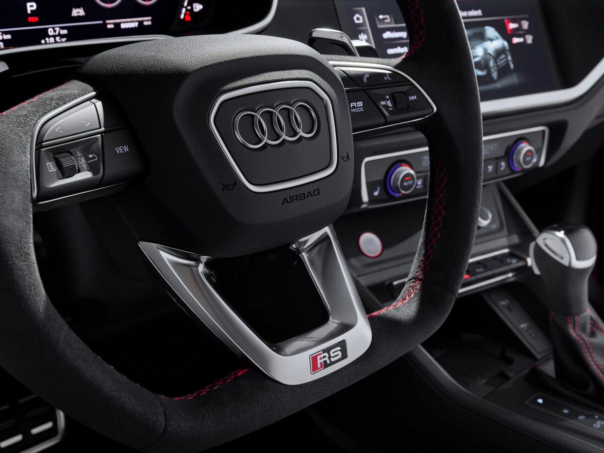 Audi RS Q3 II (F3) Внедорожник 5 дв.