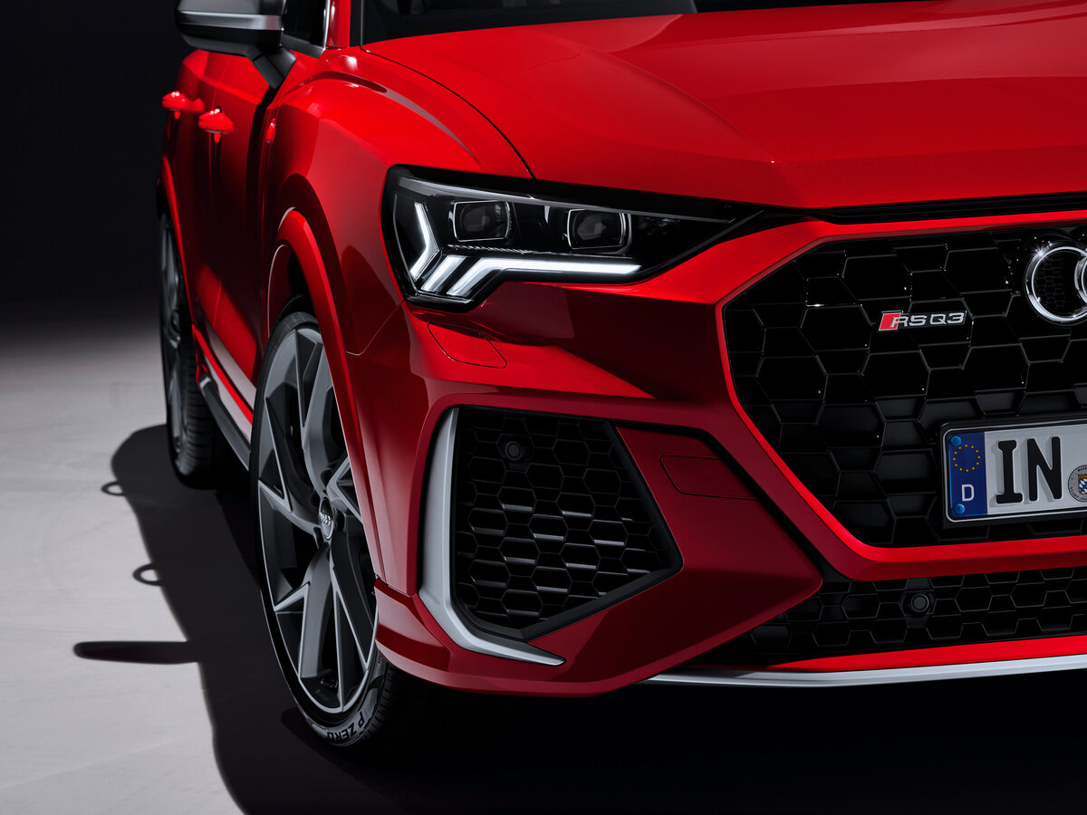 Audi RS Q3 II (F3) Внедорожник 5 дв.