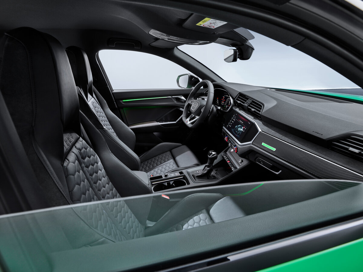 Audi RS Q3 Sportback I (F3) Внедорожник 5 дв.