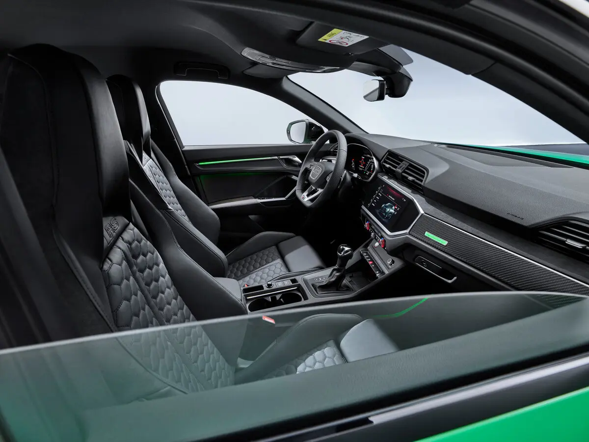 Audi RS Q3 Sportback I (F3) Внедорожник 5 дв. — сүрөт 7