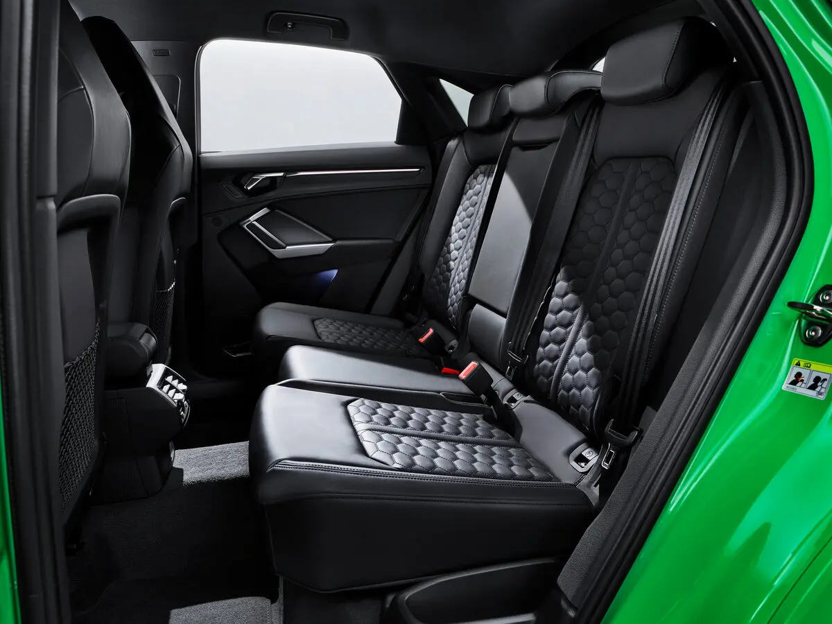 Audi RS Q3 Sportback I (F3) Внедорожник 5 дв. — сүрөт 9