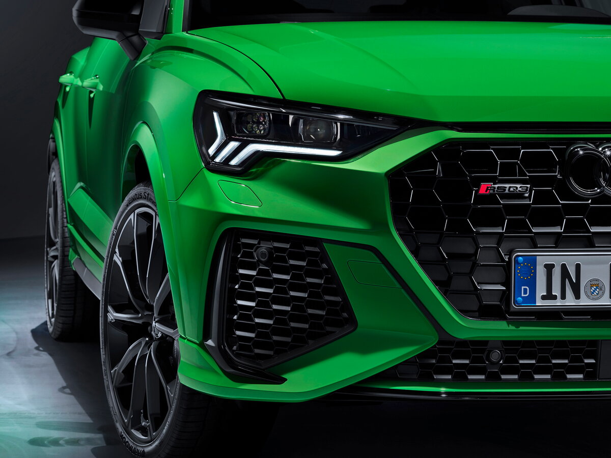 Audi RS Q3 Sportback I (F3) Внедорожник 5 дв.