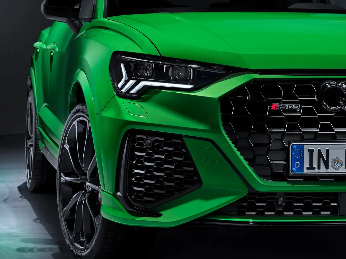 Audi RS Q3 Sportback I (F3) Внедорожник 5 дв. — сүрөт 10