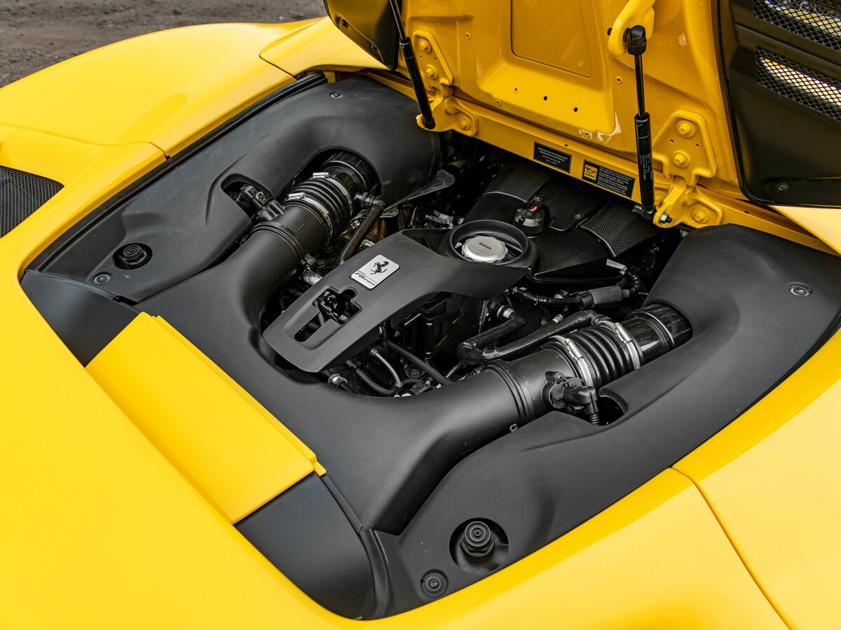Ferrari F8 2019 – 2023 Родстер Spider — фото 12