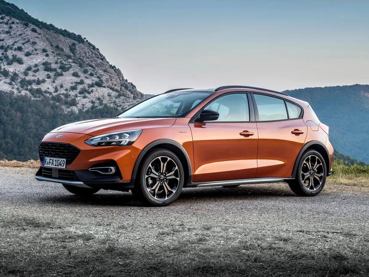 Ford Focus IV Хэтчбек 5 дв. Active