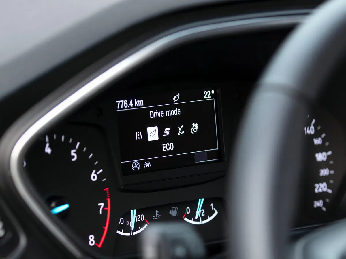 Ford Focus IV Универсал 5 дв. Active — фото 9