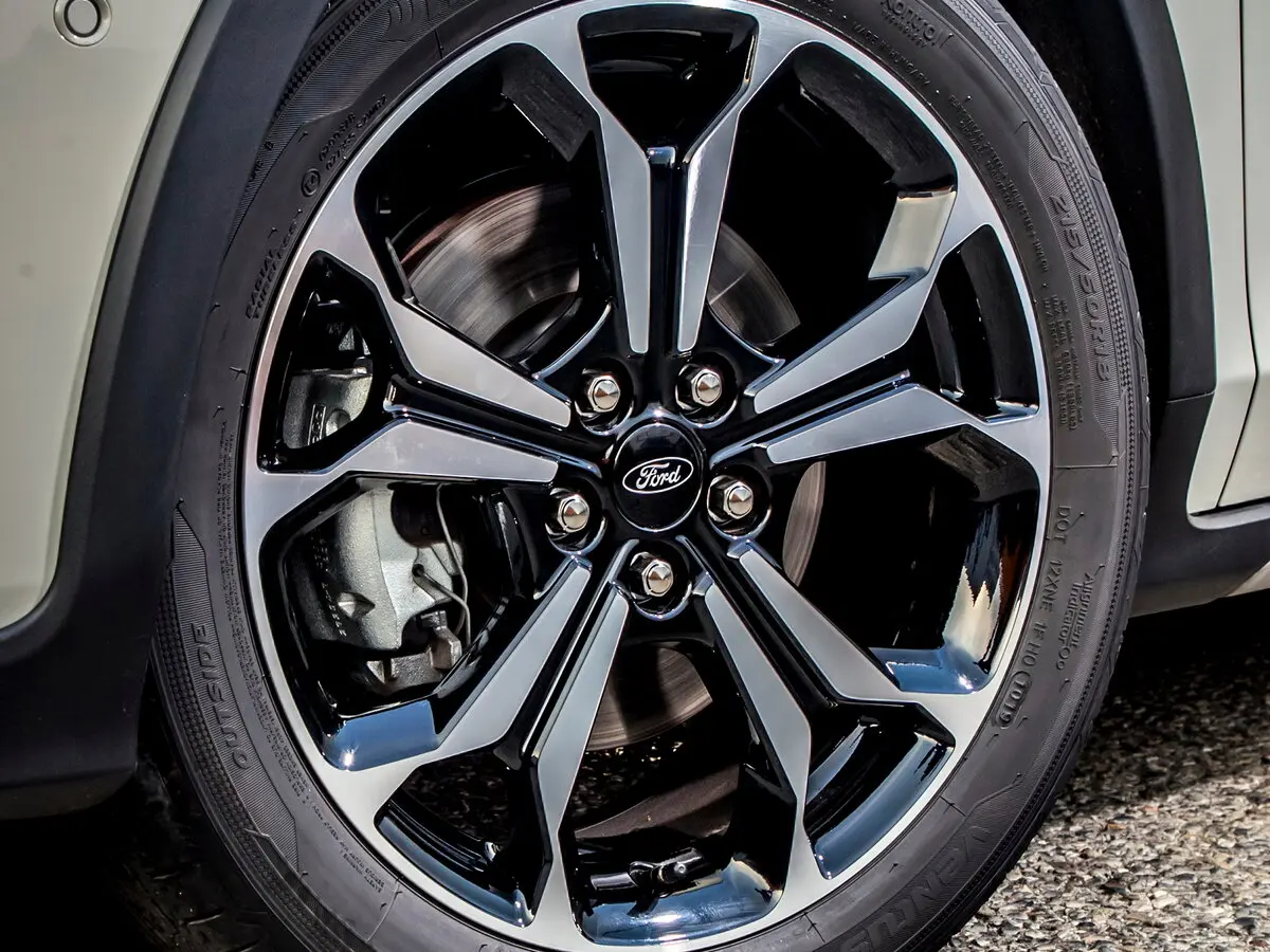 Ford Focus IV Универсал 5 дв. Active — фото 18