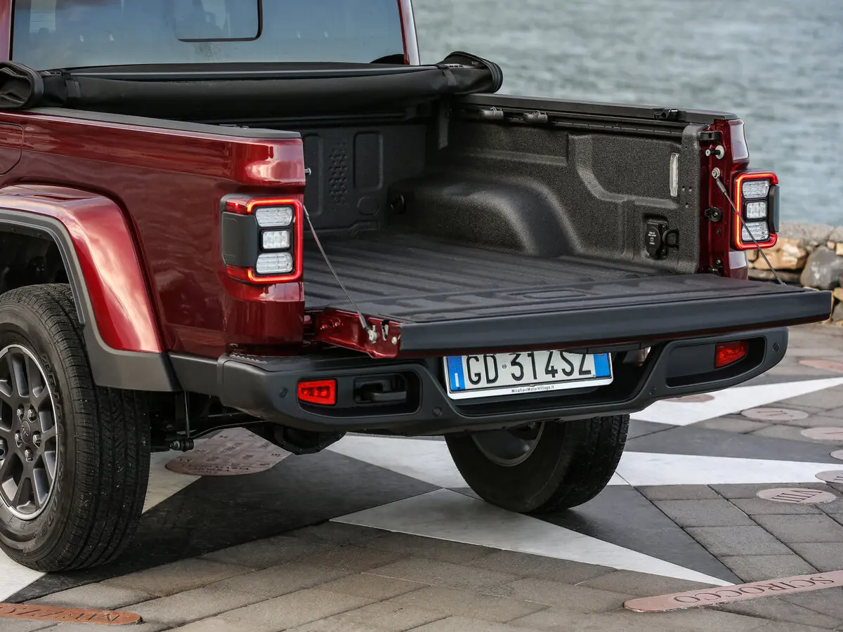 Jeep Gladiator II (JT) Пикап Двойная кабина — фото 14