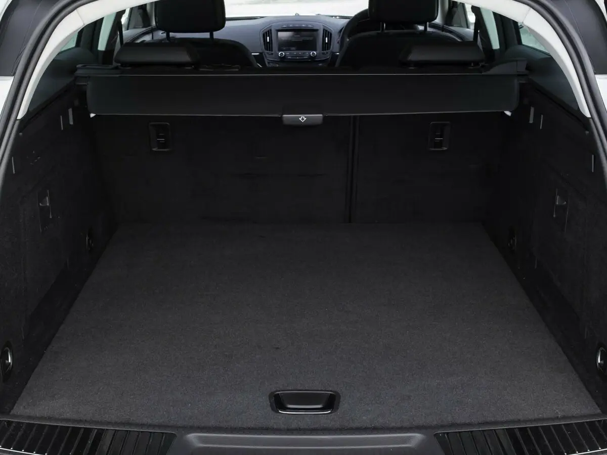Vauxhall Insignia I Рестайлинг Универсал 5 дв. Country Tourer — 照片 10
